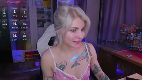 Lissa online show from March 2025 06:30:01 PM