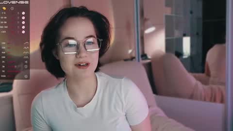 Lissa online show from December 2024 05:11:01 PM