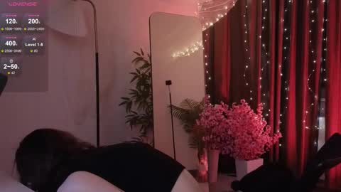 lissaros online show from December 2025 05:13:01 AM