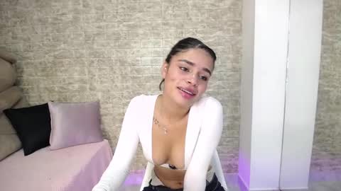 Liss Brown online show from November 2025 12:51:02 PM