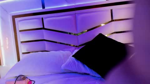 lisse_palmerr online show from February 2025 01:40:02 AM