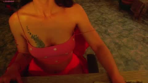 Liss online show from November 2025 04:16:01 PM