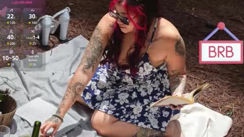 Snapshot of lissy_addams chatting on December 2025 07:07:02 PM Lissy online show from December 2025 07:07:02 PM