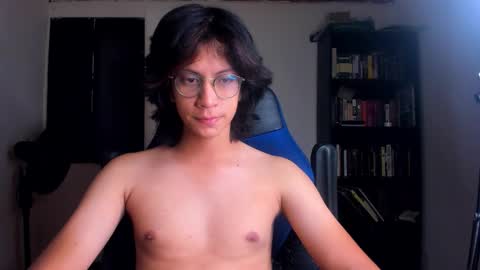 Snapshot of literateboy chatting on March 2026 01:33:02 AM Literateboy online show from March 2026 01:33:02 AM