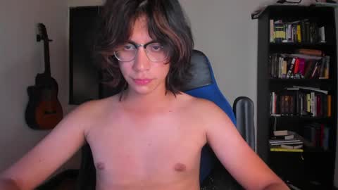 Snapshot of literateboy chatting on April 2026 01:38:01 AM Literateboy online show from April 2026 01:38:01 AM