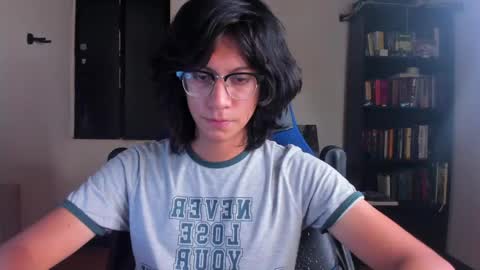 Snapshot of literateboy chatting on May 2026 01:44:01 AM Literateboy online show from May 2026 01:44:01 AM