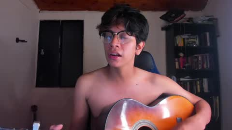 Snapshot of literateboy chatting on May 2026 01:47:02 AM Literateboy online show from May 2026 01:47:02 AM