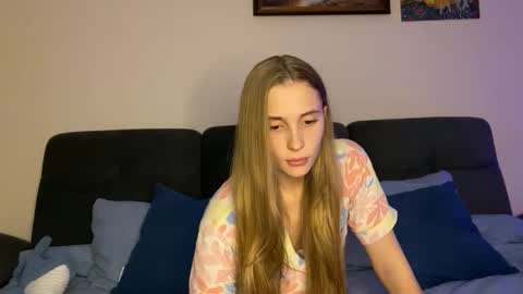 LUNA online show from December 2025 08:07:02 PM