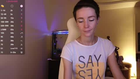 Alisa online show from September 2025 08:31:01 PM