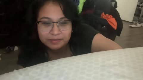 Snapshot of littldeath chatting on June 2026 12:13:01 AM littldeath online show from June 2026 12:13:01 AM