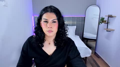 L I T T L E A L L I online show from November 2025 07:49:02 PM