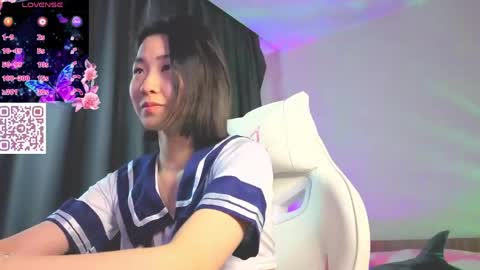 Snapshot of little_christle chatting on May 2026 01:34:02 AM Yunna online show from May 2026 01:34:02 AM