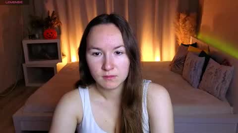 Alexandra online show from October 2025 02:44:01 AM