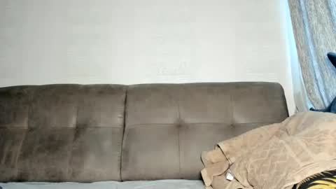 my Instagram  online show from February 2025 08:20:01 AM