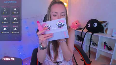 little_rockk online show from October 2025 05:15:01 AM