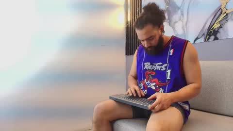 little_ronny online show from January 2026 05:44:01 AM