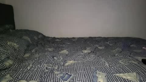 Snapshot of little_sakuraxxx chatting on May 2026 02:19:01 AM GiuliaFrancesco online show from May 2026 02:19:01 AM