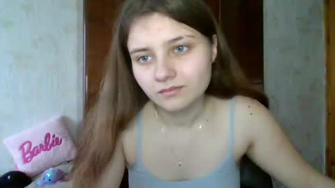 little_shygirl_ online show from January 2025 10:06:01 AM