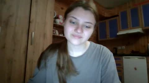 little_shygirl_ online show from October 2025 04:10:02 AM