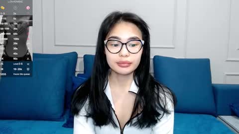 Snapshot of little_v1rgin_angel chatting on February 2025 02:06:02 PM Kwan online show from February 2025 02:06:02 PM