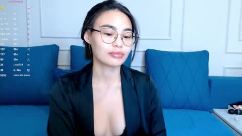 Snapshot of little_v1rgin_angel chatting on April 2026 11:11:01 AM Kwan online show from April 2026 11:11:01 AM