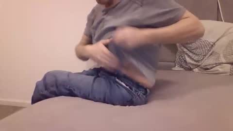 Willy online show from March 2026 08:28:01 AM