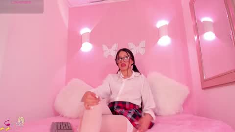 Snapshot of littlearii chatting on March 2025 06:59:02 PM Ari online show from March 2025 06:59:02 PM