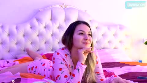 Snapshot of littleblondbunny chatting on March 2026 07:49:02 AM littleblondbunny online show from March 2026 07:49:02 AM