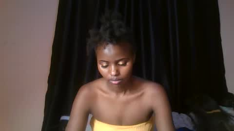 littlebunny2  online show from February 2026 10:59:01 PM