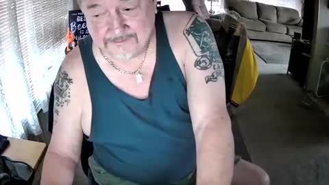 Snapshot of littled83057 chatting on April 2026 05:50:02 PM Littled83057 online show from April 2026 05:50:02 PM