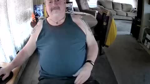 Snapshot of littled83057 chatting on April 2026 05:48:01 PM Littled83057 online show from April 2026 05:48:01 PM