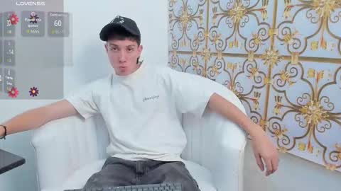 DANNY online show from November 2025 07:10:01 PM