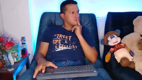 Snapshot of littledicklatin chatting on March 2026 02:34:02 AM Manu online show from March 2026 02:34:02 AM