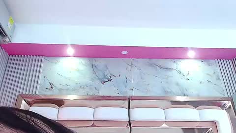 Emily  online show from February 2025 09:22:01 AM