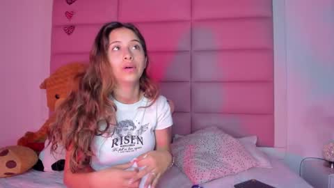 littlee_emma_ online show from February 2025 03:13:02 AM