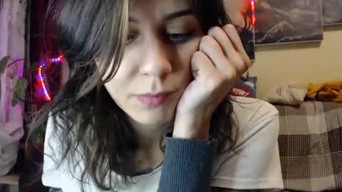 Snapshot of littlehappines chatting on February 2025 08:31:02 PM littlehappines online show from February 2025 08:31:02 PM