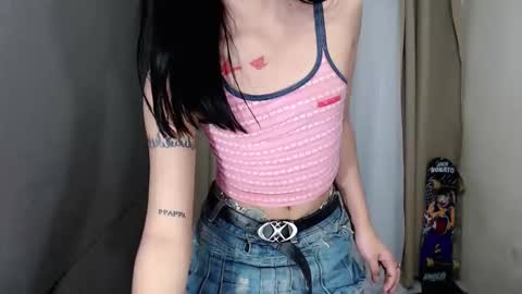 Snapshot of littlelace_ chatting on April 2026 10:18:01 PM littlelace_ online show from April 2026 10:18:01 PM