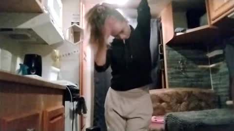 littleleo96 online show from November 2025 06:34:01 AM