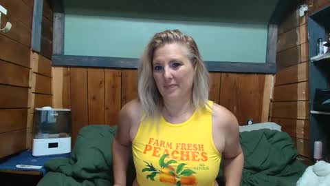 lisanixs online show from February 2026 07:07:01 PM