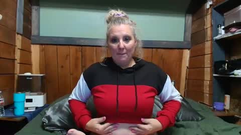 lisanixs online show from April 2026 02:33:01 AM