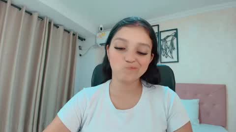 Sarahs Room online show from July 2026 01:41:02 AM