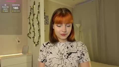 Snapshot of littlenight0wl chatting on October 2025 03:47:02 AM Bella online show from October 2025 03:47:02 AM