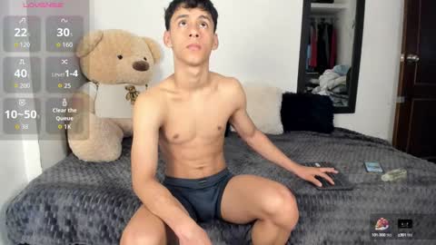 Snapshot of littleparker chatting on September 2025 12:51:02 PM PARKER online show from September 2025 12:51:02 PM