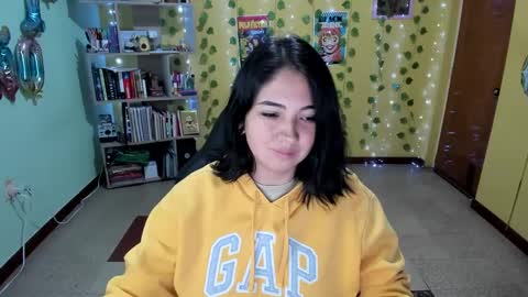 Snapshot of littleprety6969 chatting on January 2025 01:23:02 AM Mia Wednesday to Sunday 730 am to 1030 am Colombian Hour D online show from January 2025 01:23:02 AM