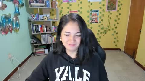 Snapshot of littleprety6969 chatting on February 2025 12:50:02 PM Mia Wednesday to Sunday 730 am to 1030 am Colombian Hour D online show from February 2025 12:50:02 PM