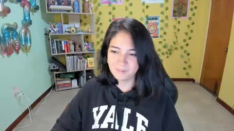 Snapshot of littleprety6969 chatting on February 2025 03:53:01 PM Mia Wednesday to Sunday 730 am to 1030 am Colombian Hour D online show from February 2025 03:53:01 PM