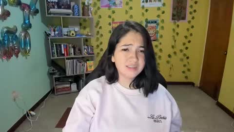 Snapshot of littleprety6969 chatting on February 2025 04:53:01 AM Mia Wednesday to Sunday 730 am to 1030 am Colombian Hour D online show from February 2025 04:53:01 AM