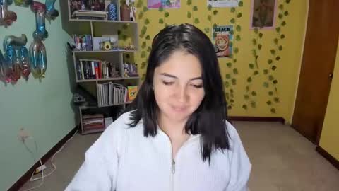 Snapshot of littleprety6969 chatting on March 2025 04:50:02 AM Mia Wednesday to Sunday 730 am to 1030 am Colombian Hour D online show from March 2025 04:50:02 AM