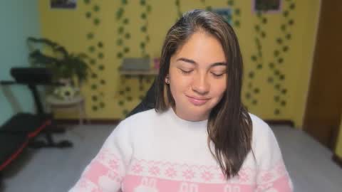Snapshot of littleprety6969 chatting on April 2026 04:32:01 AM Mia Wednesday to Sunday 730 am to 1030 am Colombian Hour D online show from April 2026 04:32:01 AM