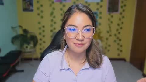 Snapshot of littleprety6969 chatting on April 2026 03:57:01 PM Mia Wednesday to Sunday 730 am to 1030 am Colombian Hour D online show from April 2026 03:57:01 PM